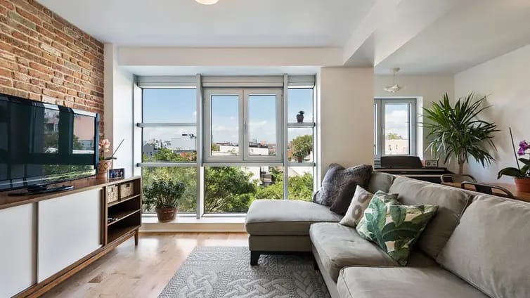 Williamsburg real estate