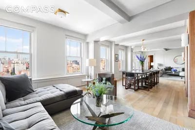 136 Waverly Pl, Unit 4B