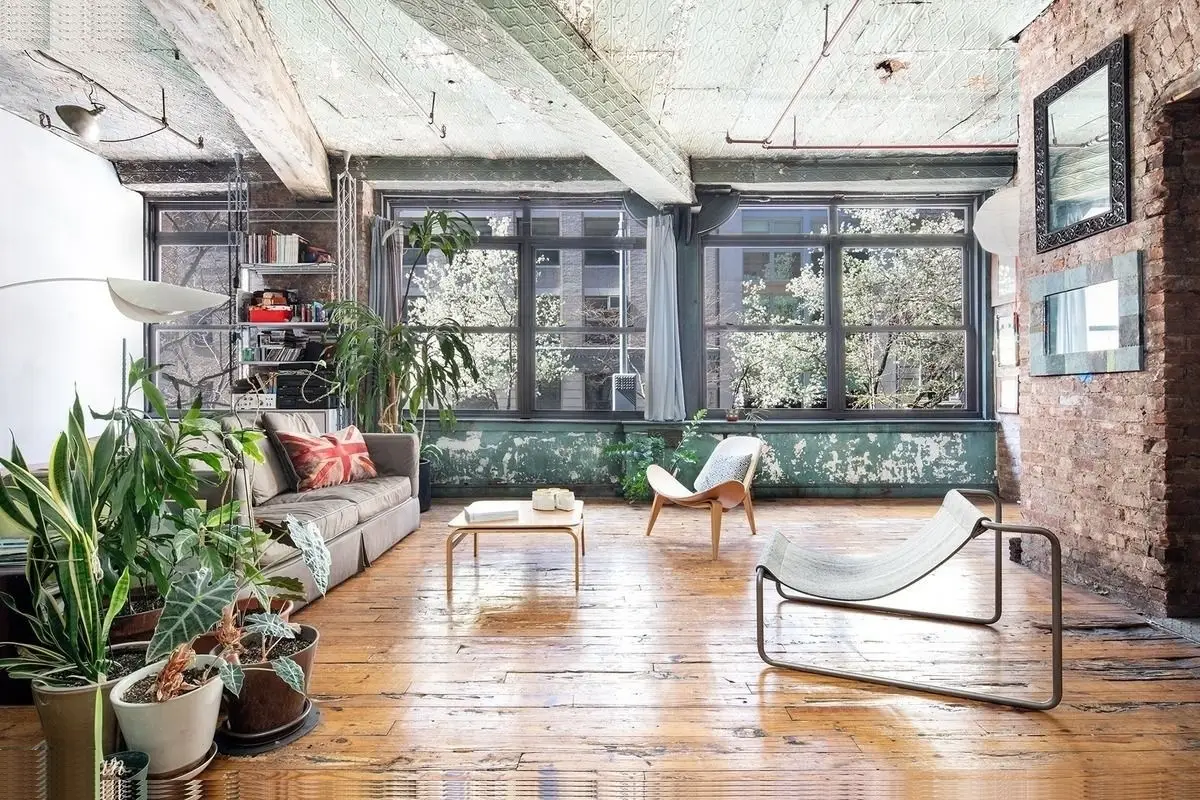 139 W 17th St, Unit 3A