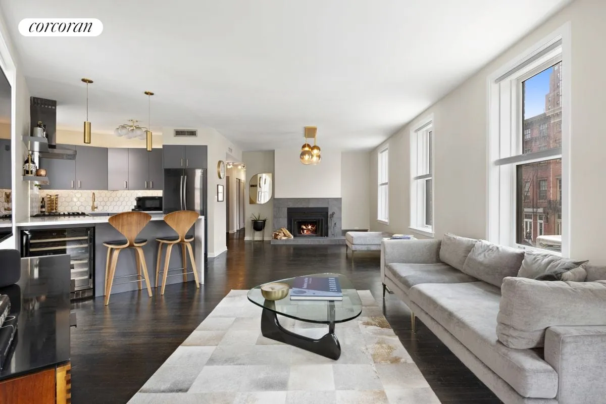 160 W 11th St, PH