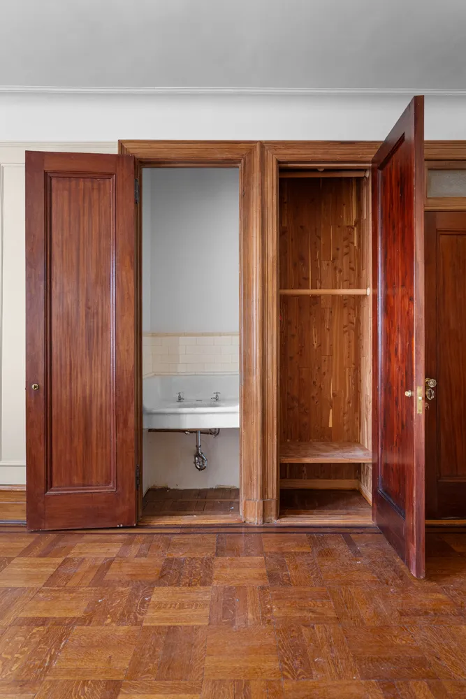 645 West End Avenue 11D — primary bedroom