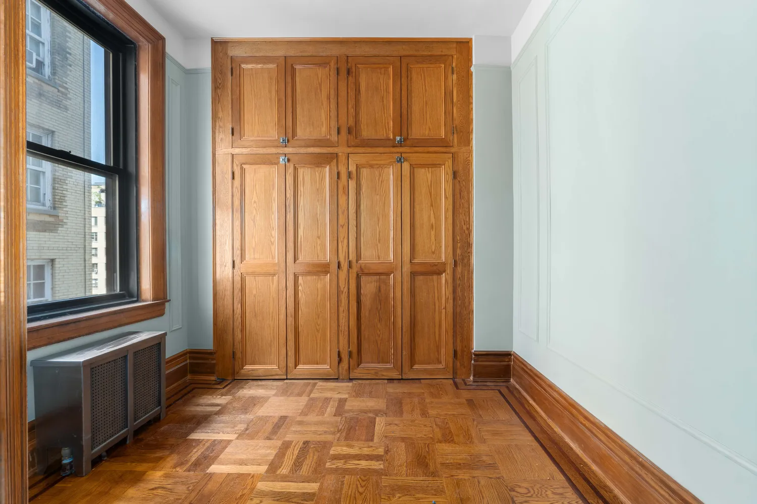 645 West End Avenue 11D — hallway
